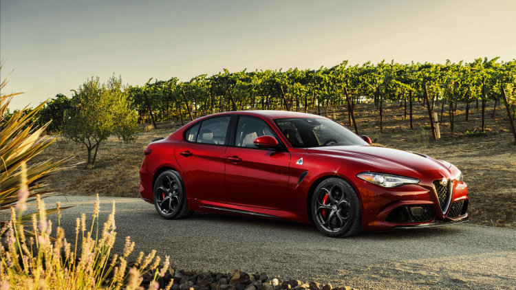 2017-alfa-romeo-giulia-001-1.jpg