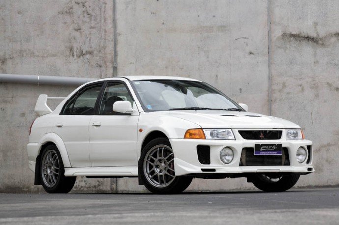 Mitsubishi-Lancer-Evo-V-PC-148-fq-690x45