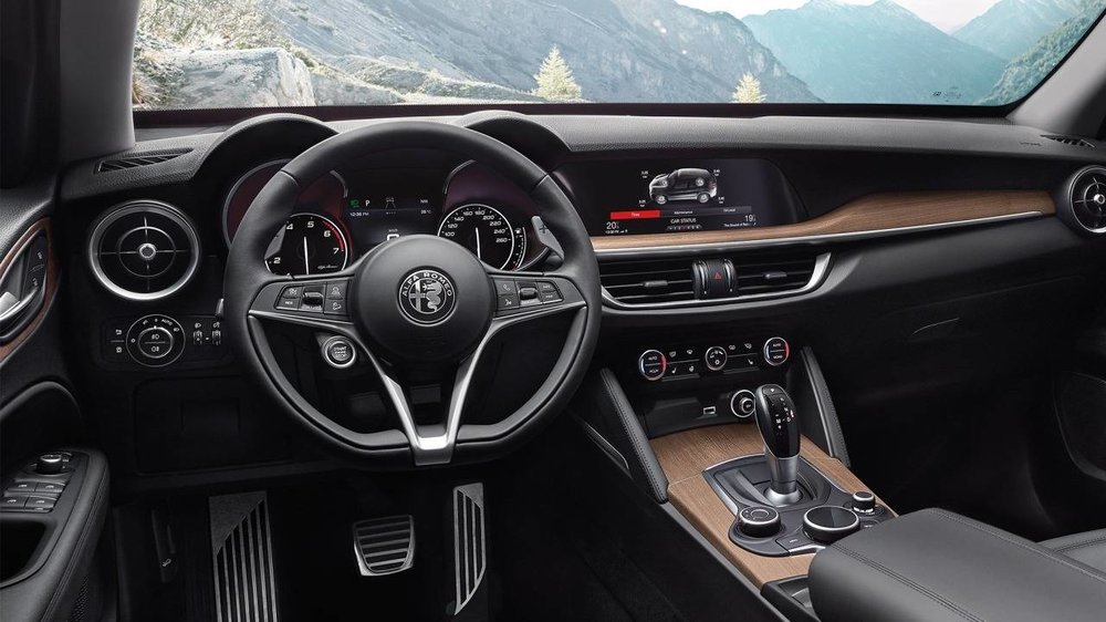 2018_alfa-romeo_stelvio_LIFE2_ot_1008170